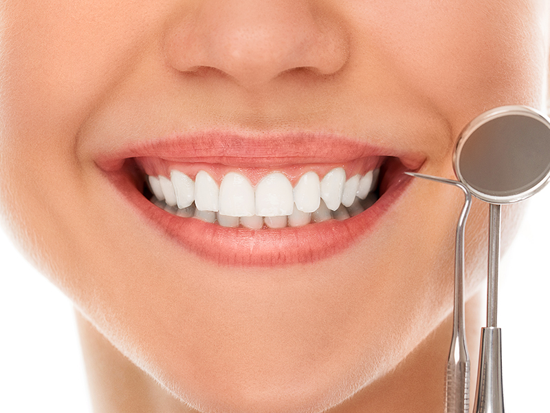 esetica dentara femei stomatologie resita